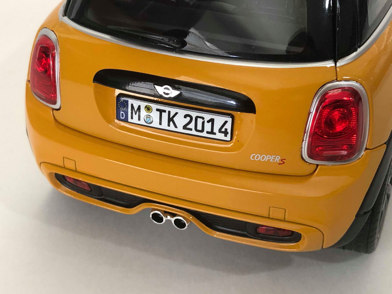 Illustration for article titled Norev 1/18 2014 Mini Cooper S (F56)